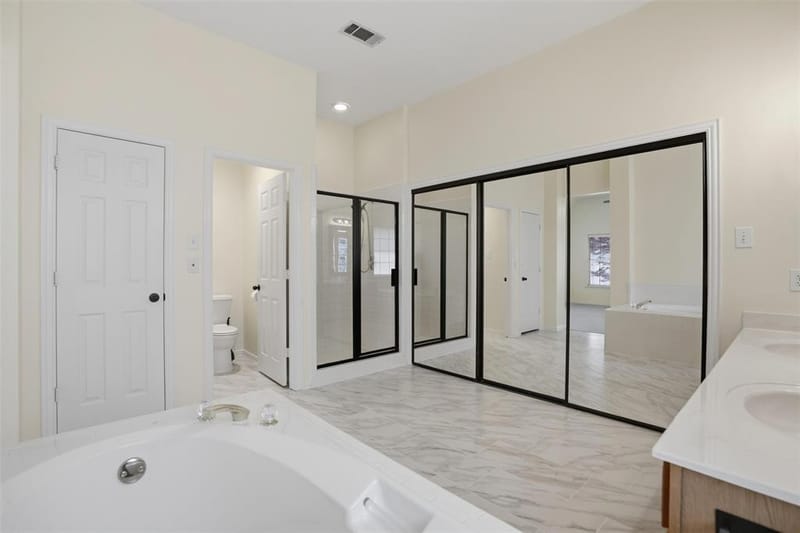 6613 Barclay Lane, Garland TX 75044 - Photo 22