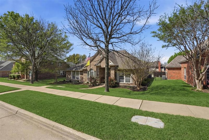 6613 Barclay Lane, Garland TX 75044 - Photo 36