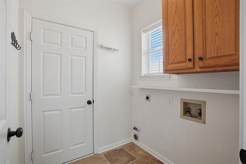 6613 Barclay Lane, Garland TX 75044 - Photo 30