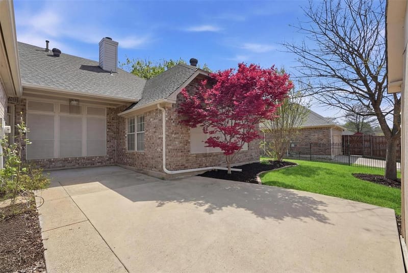 6613 Barclay Lane, Garland TX 75044 - Photo 33