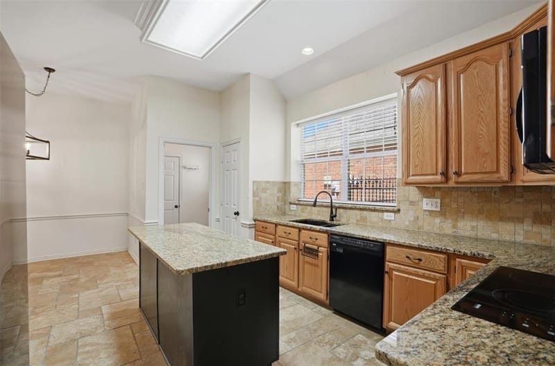 6613 Barclay Lane, Garland TX 75044 - Photo 14