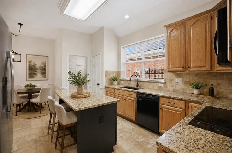 6613 Barclay Lane, Garland TX 75044 - Photo 4
