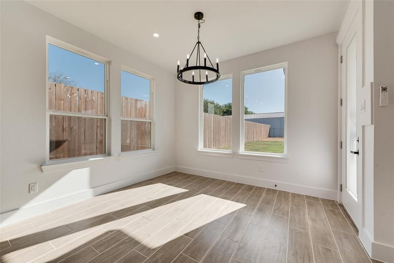 9324 Beckleycrest Avenue, Dallas TX 75232 - Photo 9