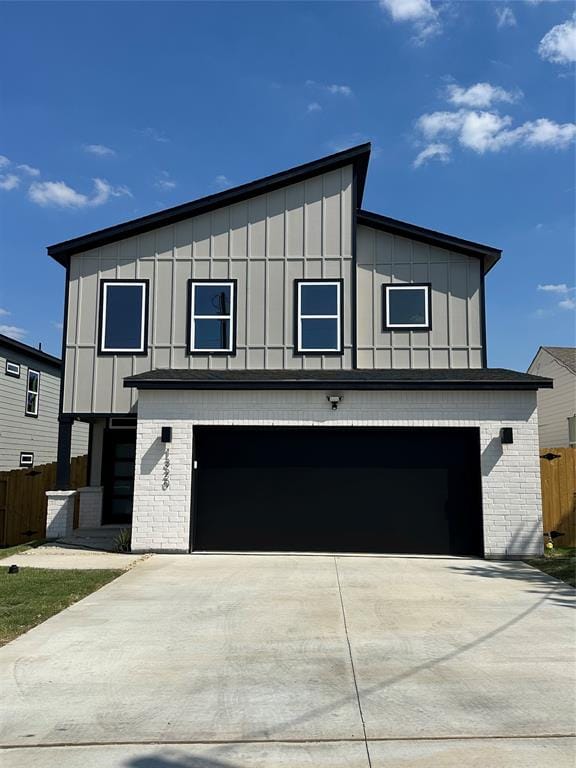 1320 Diceman Avenue, Dallas TX 75203