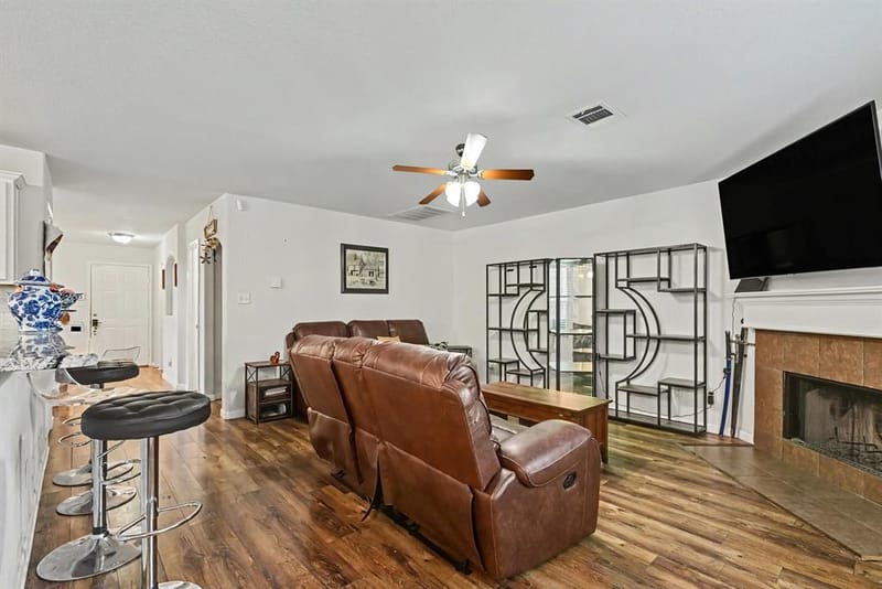 4728 Homelands Way, Fort Worth TX 76135 - Photo 11