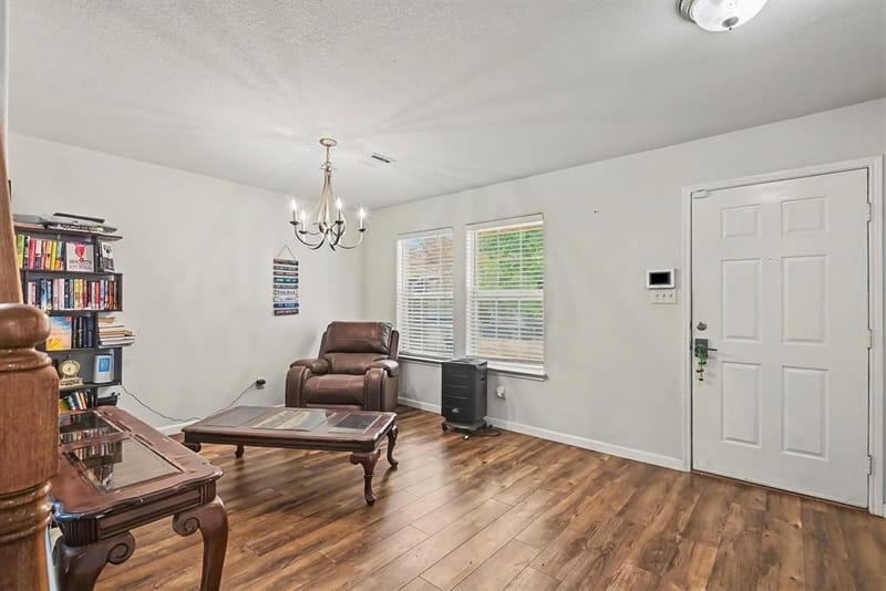 4728 Homelands Way, Fort Worth TX 76135 - Photo 8