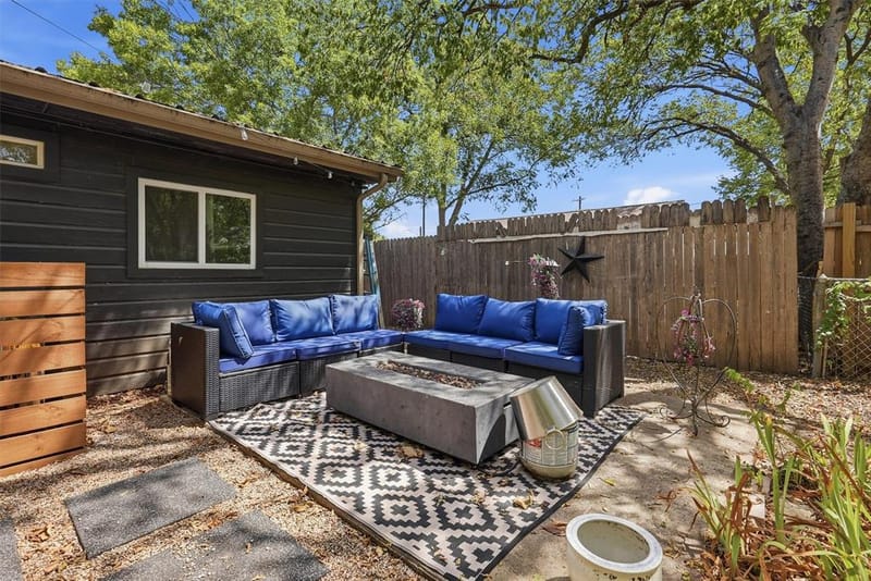 803 W Bluff Street, Granbury TX 76048 - Photo 20