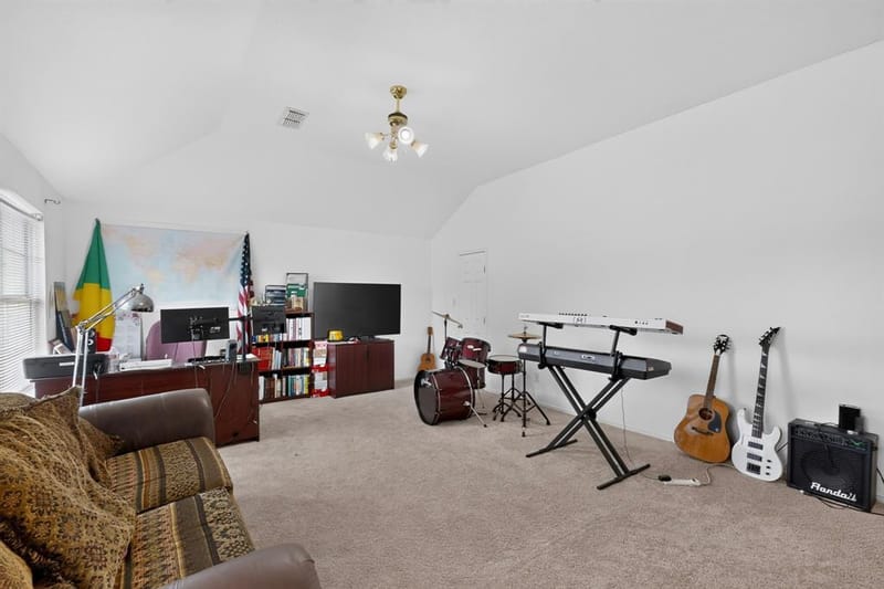 204 Centennial Place, Crowley TX 76036 - Photo 10
