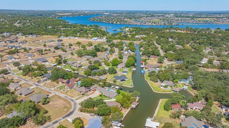 4017 Dakota Trail, Granbury TX 76048 - Photo 37