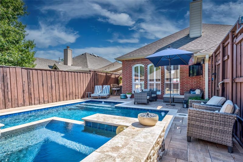8745 Turnberry Drive, Frisco TX 75036 - Photo 7