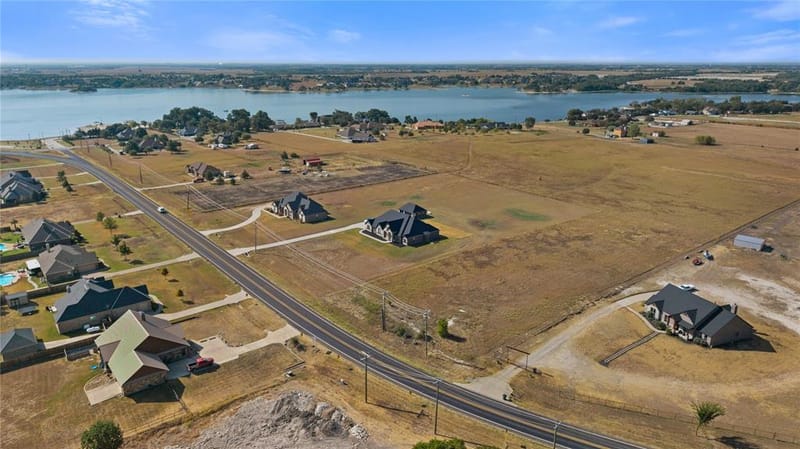 3338 Howard Road, Waxahachie TX 75165 - Photo 2