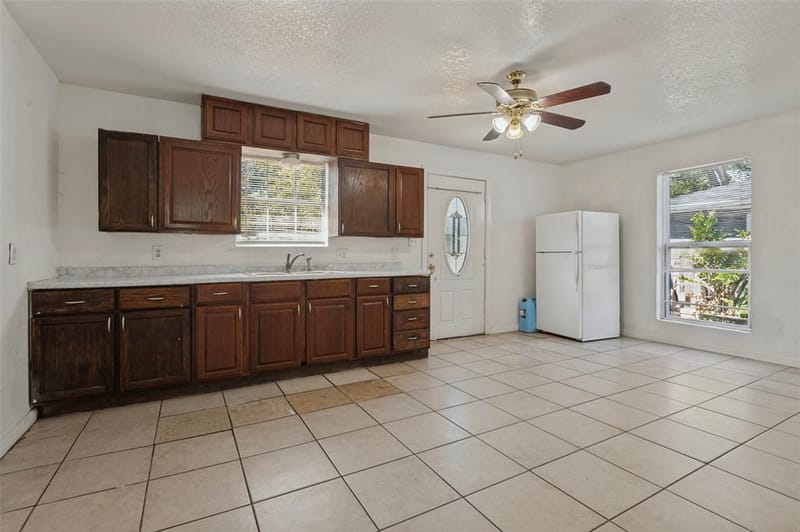 336 Belle Street, Bedford TX 76022 - Photo 12