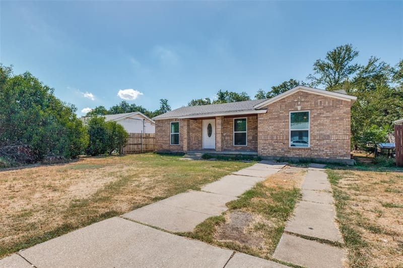336 Belle Street, Bedford TX 76022 - Photo 3
