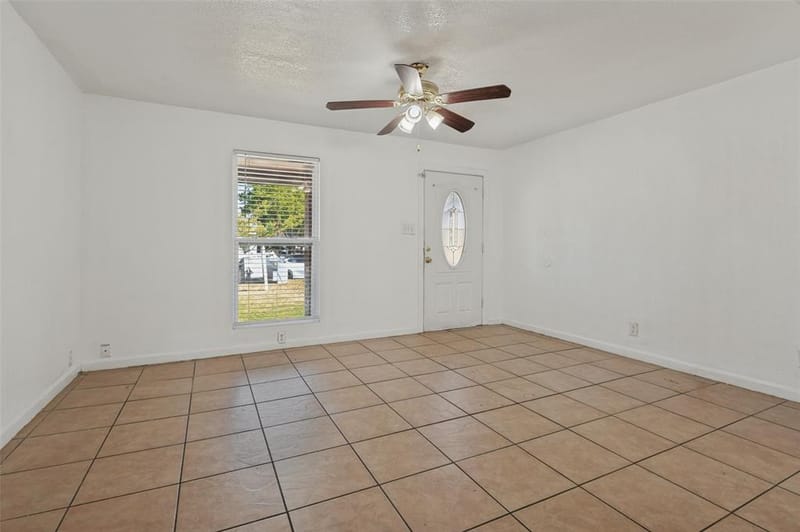 336 Belle Street, Bedford TX 76022 - Photo 5