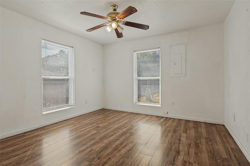 336 Belle Street, Bedford TX 76022 - Photo 20