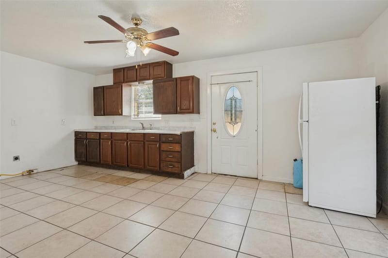 336 Belle Street, Bedford TX 76022 - Photo 10
