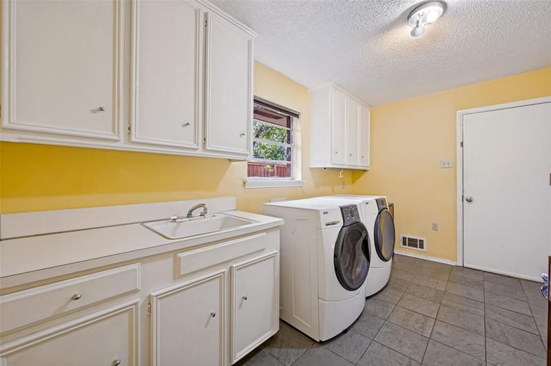 7407 Meadow Oaks Drive, Dallas TX 75230 - Photo 22