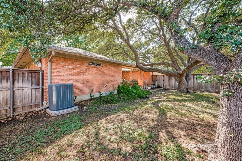 7407 Meadow Oaks Drive, Dallas TX 75230 - Photo 24