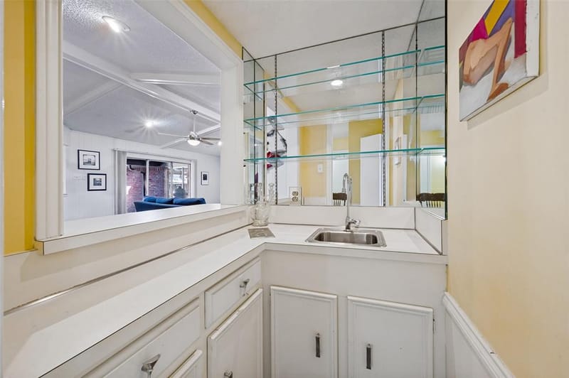 7407 Meadow Oaks Drive, Dallas TX 75230 - Photo 21