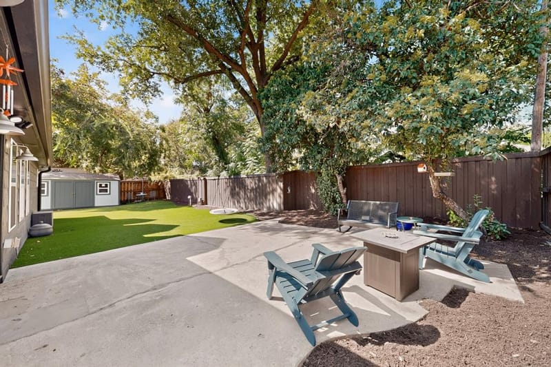 633 Strong Street, Dallas TX 75208 - Photo 31