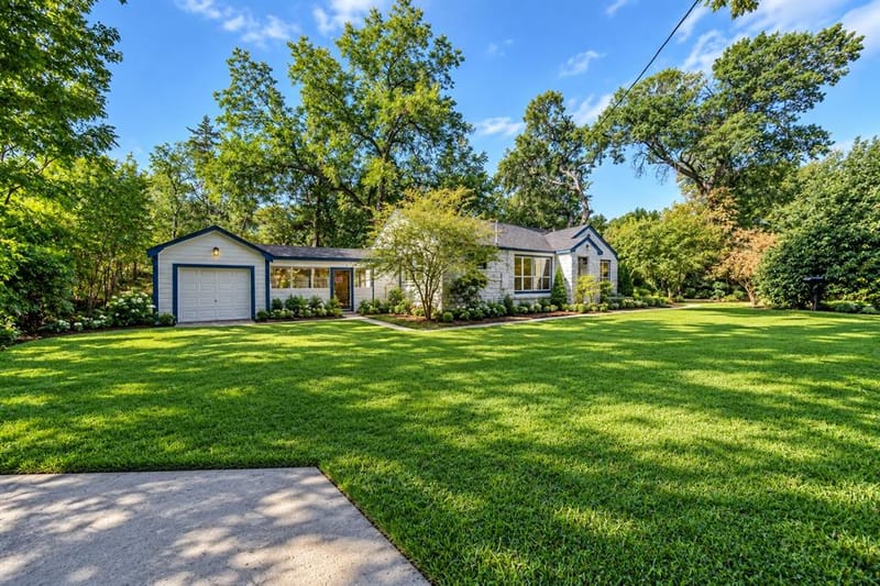 7054 Fairdale Avenue, Dallas TX 75227 - Photo 2