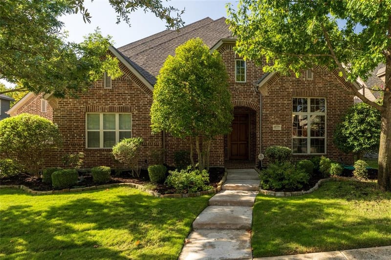 620 Kimbro Avenue, Lantana TX 76226 - Photo 4