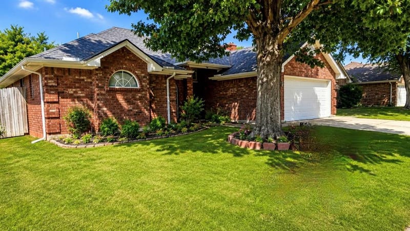 7305 Amber Drive, Watauga TX 76148