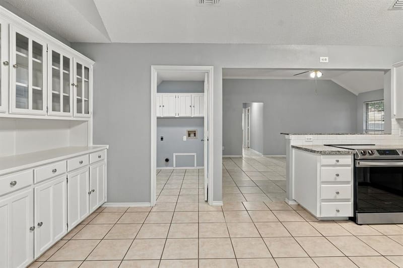 7305 Amber Drive, Watauga TX 76148 - Photo 9