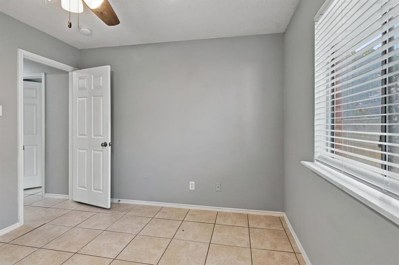 7305 Amber Drive, Watauga TX 76148 - Photo 29