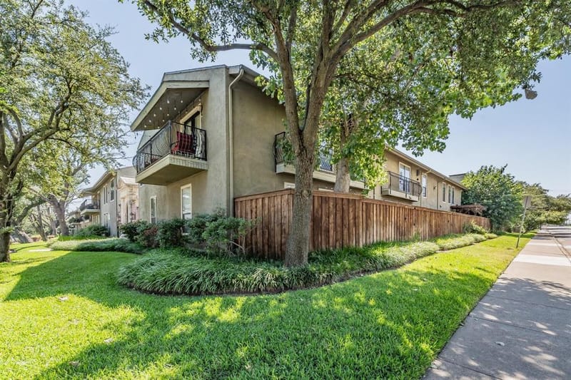 5816 Birchbrook Drive # 124, Dallas TX 75206 - Photo 3