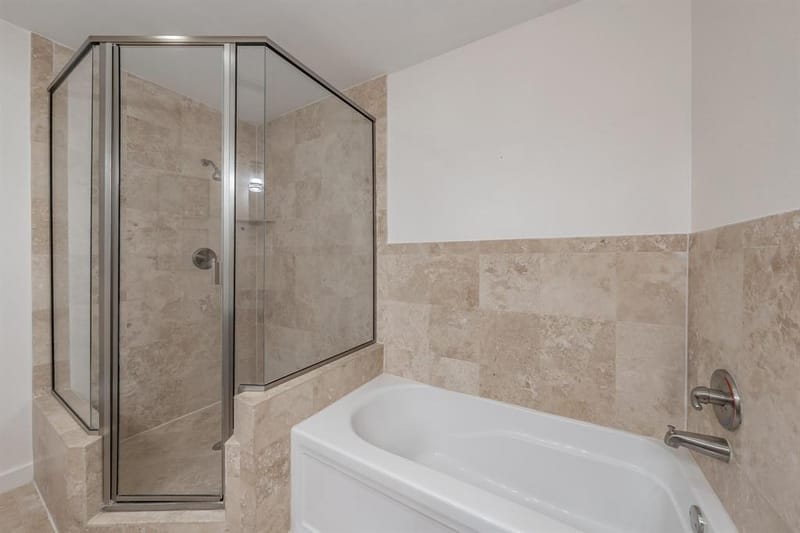 5816 Birchbrook Drive # 124, Dallas TX 75206 - Photo 20