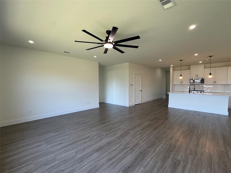 220 Reliance Road, Godley TX 76044 - Photo 10
