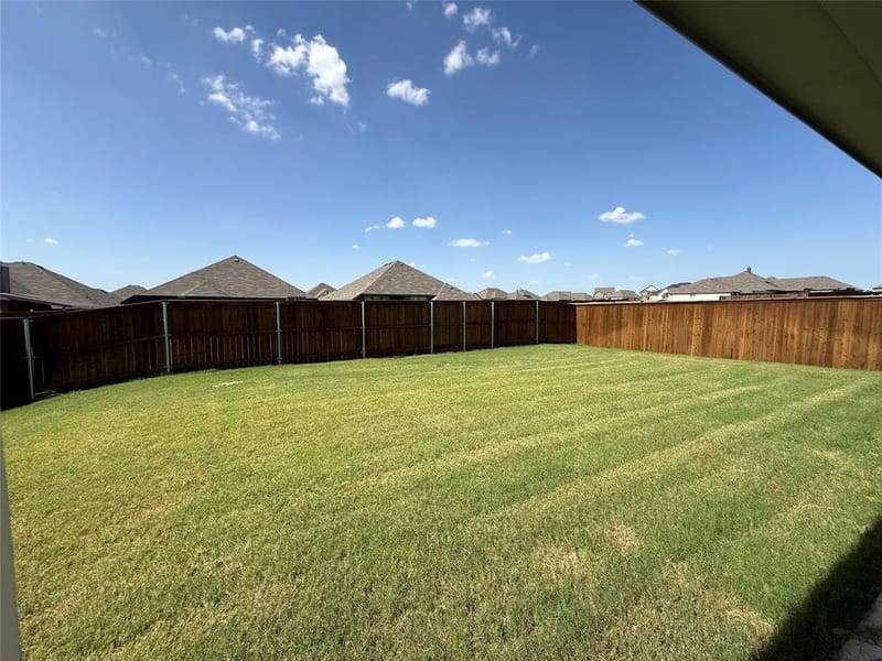 209 Reliance Road, Godley TX 76044 - Photo 19