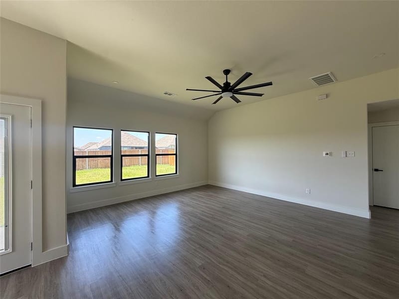 205 Reliance Road, Godley TX 76044 - Photo 14