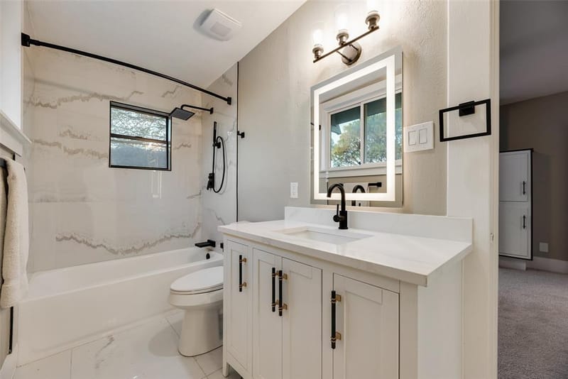 924 N Winnetka Avenue, Dallas TX 75208 - Photo 26