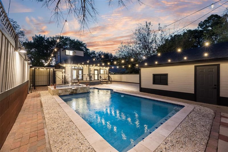 924 N Winnetka Avenue, Dallas TX 75208 - Photo 36