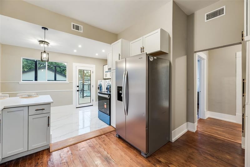 924 N Winnetka Avenue, Dallas TX 75208 - Photo 18