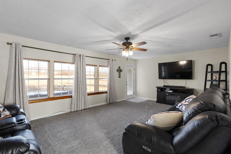 305 Cheyenne Drive, Runaway Bay TX 76426 - Photo 22