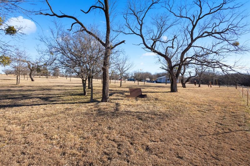 305 Cheyenne Drive, Runaway Bay TX 76426 - Photo 29