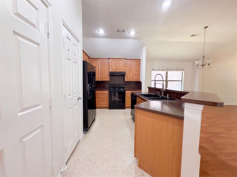 605 Crystal Falls Drive, McKinney TX 75071 - Photo 6