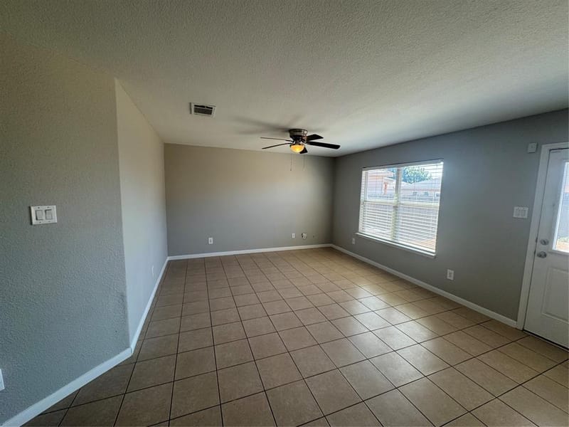 601 Hidden Dale Drive, Fort Worth TX 76140 - Photo 16