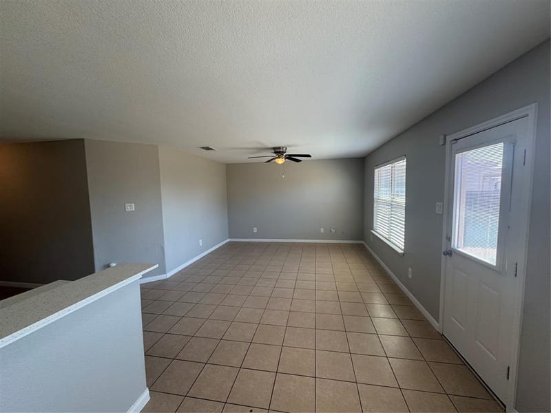 601 Hidden Dale Drive, Fort Worth TX 76140 - Photo 12