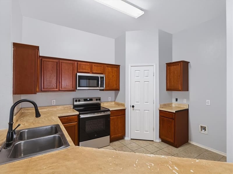 321 Magnolia Drive, Fate TX 75087 - Photo 9