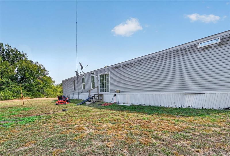 913 County Road 4232, Bonham TX 75418 - Photo 27