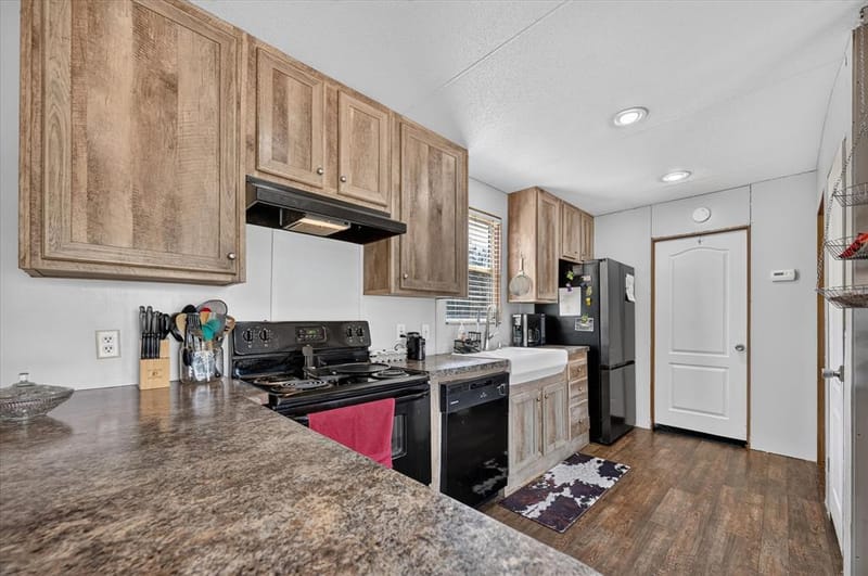 913 County Road 4232, Bonham TX 75418 - Photo 14