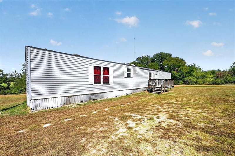 913 County Road 4232, Bonham TX 75418 - Photo 4