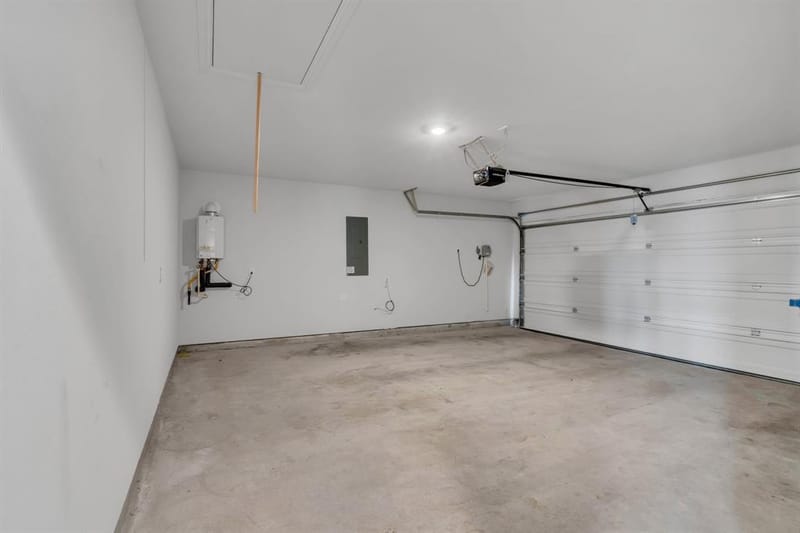 16617 Porterfield Lane, Justin TX 76247 - Photo 22