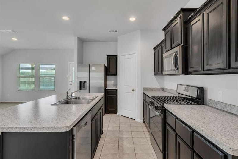 16617 Porterfield Lane, Justin TX 76247 - Photo 9