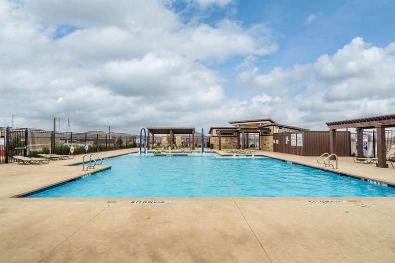16617 Porterfield Lane, Justin TX 76247 - Photo 31