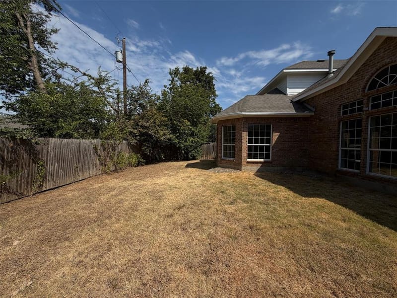 1803 High Meadow Street, Glenn Heights TX 75154 - Photo 5